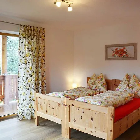Niederstallnhof Apartment